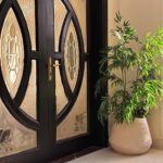 Linea-Planter-Black-Studio.jpg