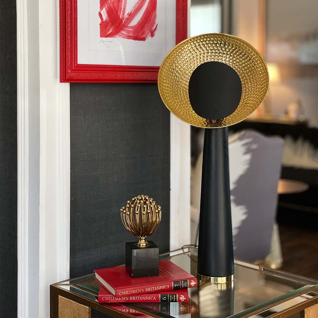 Magnus-Lamp-Lifestyle.jpg