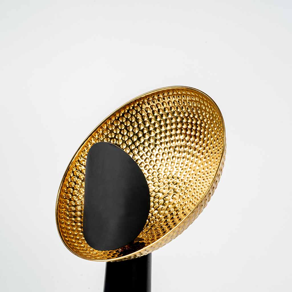 Magnus-Lamp-Studio.jpg